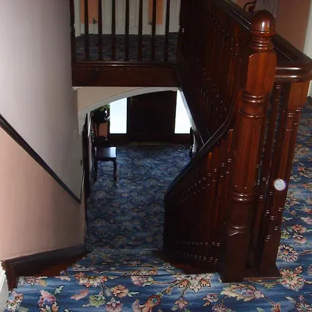 Springfield House Bed & Breakfast